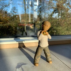 Willow Tree Heart of Gold